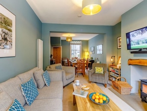 TV, fireplace - 3 Bed in Keswick (oc-86162) (Keswick)