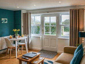 TV - 1 Bed in Penzance (oc-86149) (Saint Hilary)