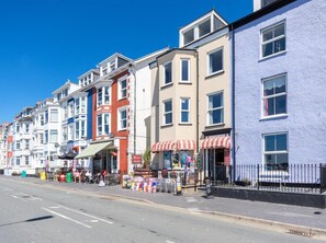 Exterior - 2 Bed in Aberdyfi (oc-dy008) (Aberdovey)
