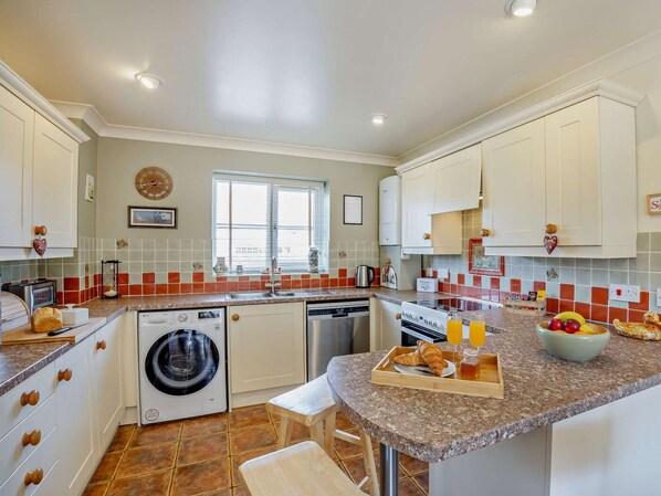 Private kitchen - 3 Bed in King's Lynn (oc-86721) (Heacham)