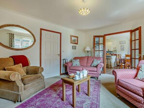 Living area - 3 Bed in King's Lynn (oc-86721) (Heacham)