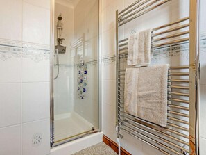 Bathroom - 3 Bed in King's Lynn (oc-86721) (Heacham)