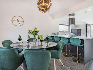 Dining - 3 Bed in Kinlochleven (oc-87130) (Kinlochleven)