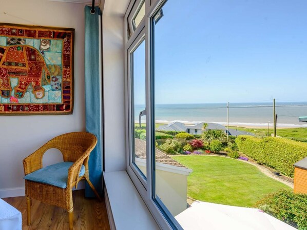 Interior - 4 Bed in Bridgend (oc-87141) (Ogmore-by-Sea)