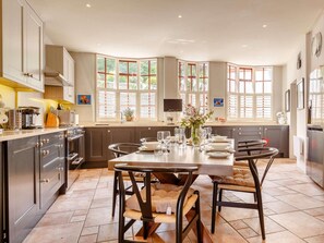 Dining - 3 Bed in Torpoint (oc-85906) (Kingsand)