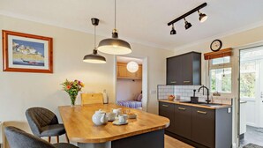 Microwave, oven, dishwasher, highchair - 2 Bed in Bude (oc-87225) (Kilkhampton)