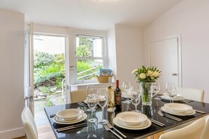 Dining - 3 Bed in Aberdyfi (oc-dy010) (Aberdovey)