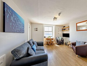 TV - 2 Bed in Aberdyfi (oc-dy044) (Aberdovey)