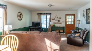 Unclassified image, 5 of 55, button - Marval Resort  (GORE)