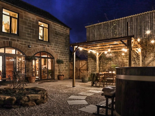 Outdoor dining - 3 Bed in Matlock (oc-86482) (Hackney)