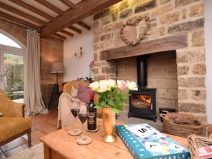 Interior - 3 Bed in Matlock (oc-86482) (Hackney)