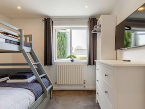 Room - 2 Bed in Holsworthy (oc-86485) (Holsworthy Hamlets)