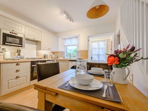 Dining - 1 Bed in Keswick (oc-86560) (Keswick)