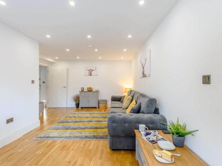 2 Bed In Lyndhurst (Oc-86768) - 브로큰허스트
