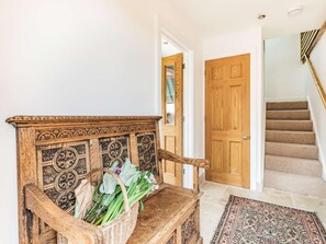 Interior - 3 Bed in Pershore (oc-86760) (Eckington)