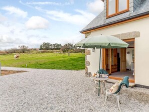 Outdoor dining - 1 Bed in Liskeard (oc-85888) (Saint Neot)