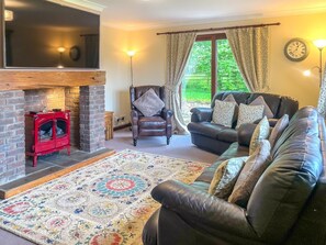 Living area - 4 Bed in Morpeth (oc-86132) (Warkworth)
