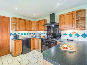 Private kitchen - 4 Bed in Morpeth (oc-86132) (Warkworth)
