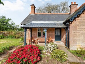 Exterior - 2 Bed in Kirriemuir (oc-86235) (Logie)