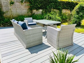 Outdoor dining - 3 Bed in Wareham (oc-86239) (Corfe Castle)
