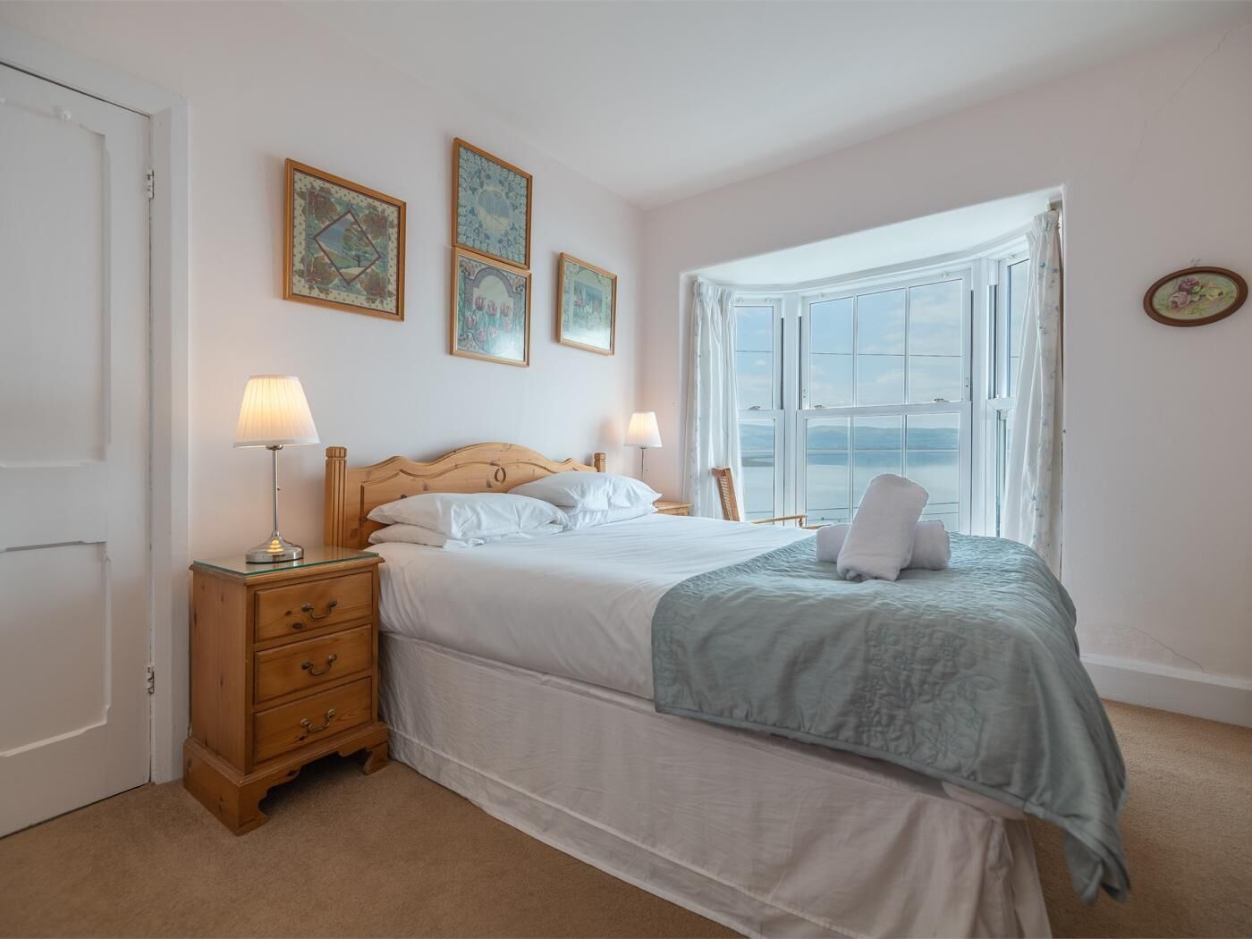 4 bedrooms, travel cot, free WiFi, bed sheets