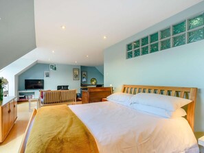 Iron/ironing board, free WiFi, bed sheets - 3 Bed in Oban (oc-86398) (Oban)