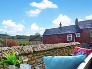 Property grounds - 2 Bed in Matlock (oc-86418) (Wirksworth)