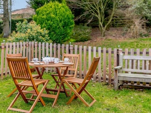 Outdoor dining - 3 Bed in Keswick (oc-86613) (Threlkeld)