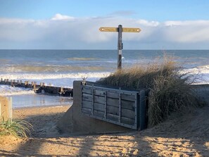 Beach - 2 Bed in Norwich (oc-86430) (Bacton)