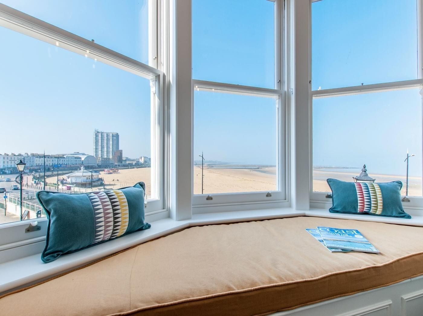 5 bedrooms, travel cot, free WiFi, bed sheets