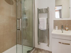 Bathroom - 5 Bed in Margate (oc-86551) (Margate)