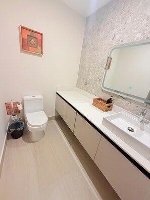 Bathroom - Small Condo with Ocean View (Mazatlán)