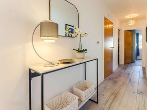 Interior - 2 Bed in Sandown (oc-87079) (Sandown)