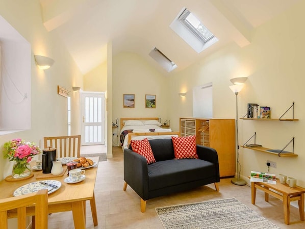 Travel cot, free WiFi, bed sheets - 1 Bed in Clyro (oc-86975) (Clyro)