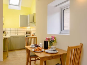 Dining - 1 Bed in Clyro (oc-86975) (Clyro)