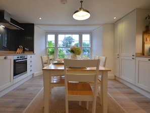 Dining - 3 Bed in Kingsbridge (oc-87005) (Thurlestone Sands)