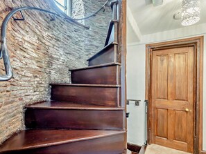 Interior - 8 Bed in Bristol (oc-87469) (Winterbourne)
