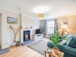 TV, fireplace - 1 Bed in Holmrook (oc-87247) (Eskdale)