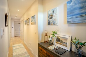 Interior - 2 Bed in Porthcawl (oc-87294) (Porthcawl)