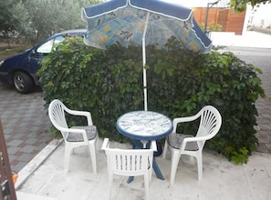 Outdoor dining - Studio Apartment (Vodice)