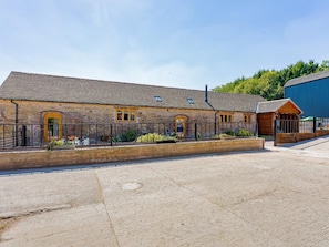 Exterior - 4 Bed in Church Stretton (oc-87695) (Gretton)