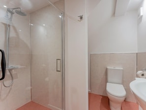 Towels - 4 Bed in Church Stretton (oc-87695) (Gretton)