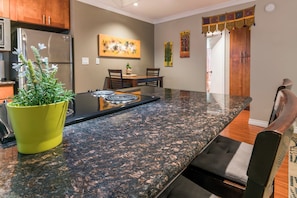 Dining - Quiet PB Retreat w/ Cal KING Bed, AC & Parking (San Diego)