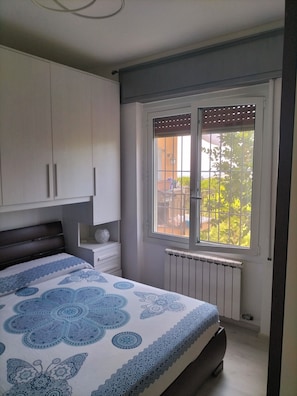 1 bedroom, iron/ironing board, Internet, bed sheets - Comfort and Relaxation (Pompeiana)