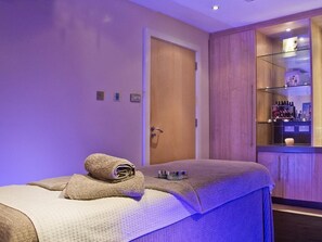 Spa - 2 Bed in Saltash (oc-87704) (Saint Mellion)
