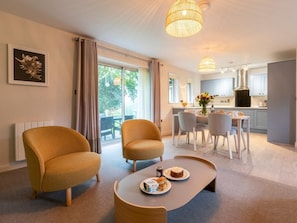 Dining - 2 Bed in Saltash (oc-87713) (Saint Mellion)