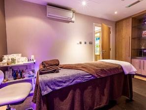Spa - 2 Bed in Saltash (oc-87713) (Saint Mellion)