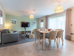 Dining - 2 Bed in Saltash (oc-87705) (Saint Mellion)