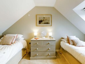 Room - 2 Bed in Blandford Forum (oc-88265) (Okeford Fitzpaine)