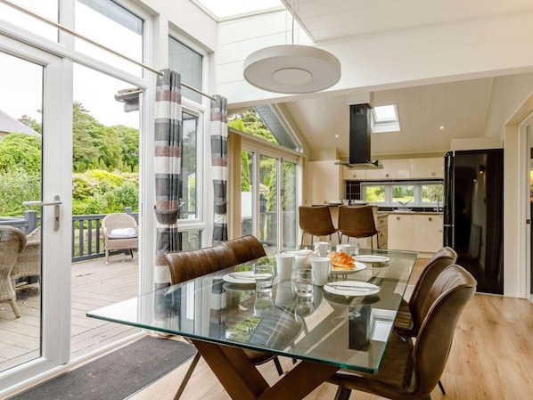 Dining - 2 Bed in Barnstaple (oc-87360) (Kentisbury)